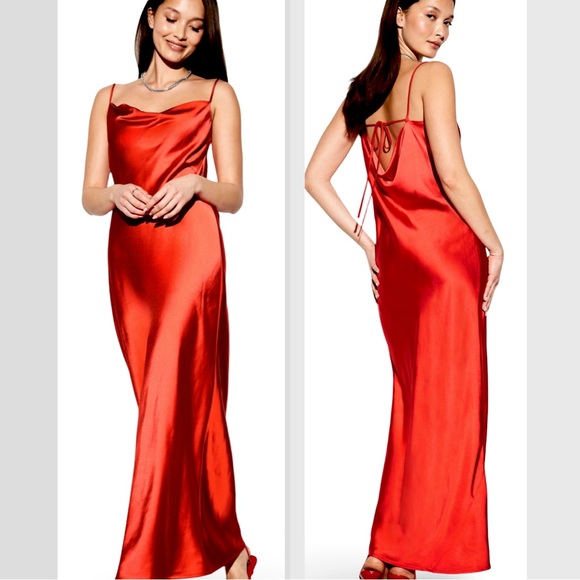 NWTS🌹THE OCCASION M🌹ELITE LINE CRIMSON POPPY SATIN DRAPED FRONT OPEN BACK MAXI - Picture 1 of 15